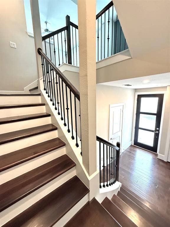 5469 Larkin Street Street, #9, Houston, TX 77007 5469 Larkin Street Street, #9, Houston, TX 77007