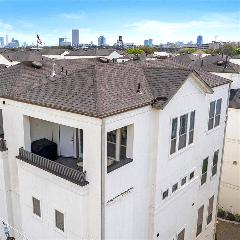 5469 Larkin Street Street, #9, Houston, TX 77007 5469 Larkin Street Street, #9, Houston, TX 77007
