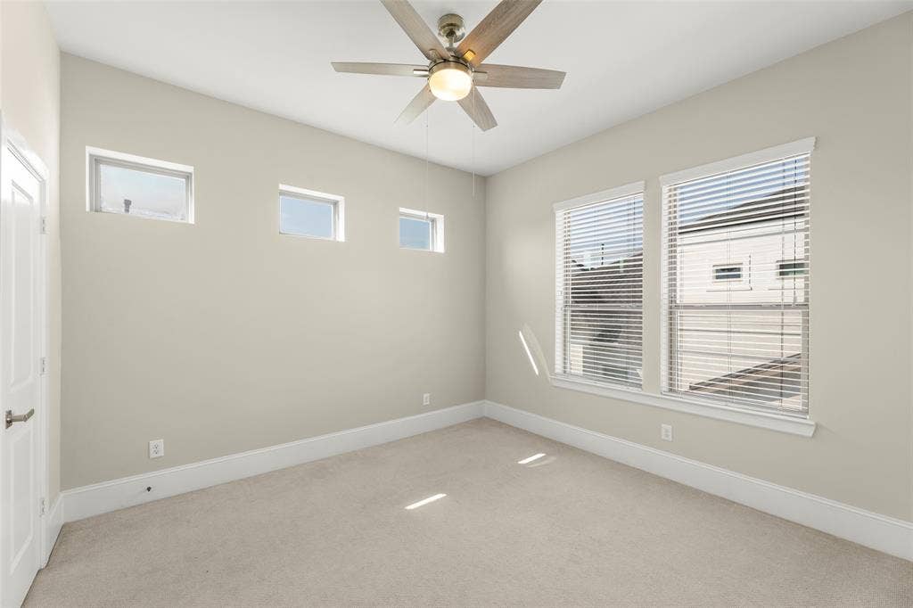 5469 Larkin Street Street, #9, Houston, TX 77007 5469 Larkin Street Street, #9, Houston, TX 77007