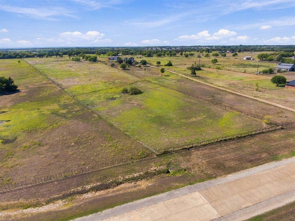 0000 Alysa, Waxahachie, TX 75167 0000 Alysa, Waxahachie, TX 75167