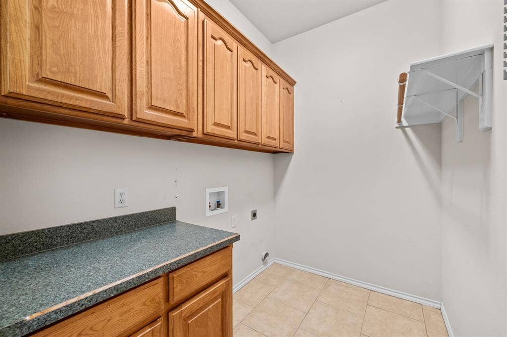 106 Woodhaven Court, Weatherford, TX 76087 106 Woodhaven Court, Weatherford, TX 76087