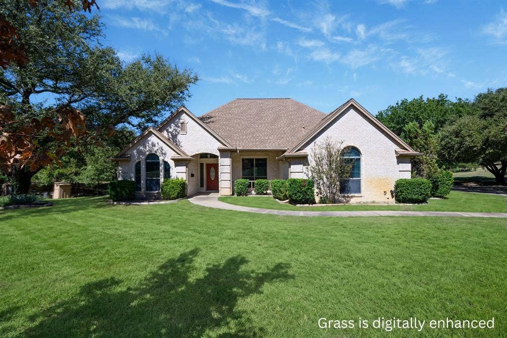 106 Woodhaven Court, Weatherford, TX 76087 106 Woodhaven Court, Weatherford, TX 76087