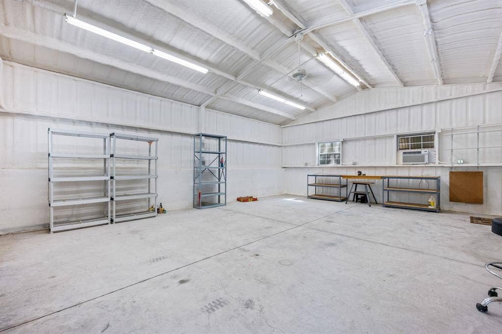 106 Woodhaven Court, Weatherford, TX 76087 106 Woodhaven Court, Weatherford, TX 76087