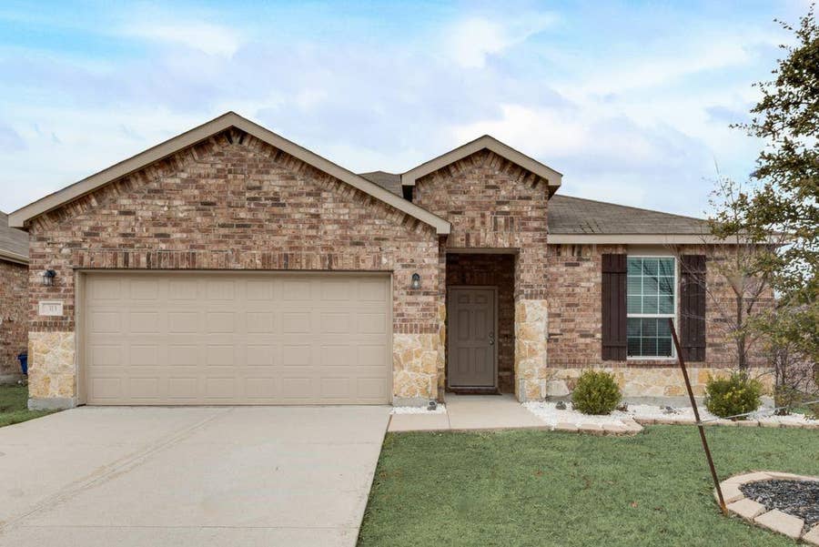 Property photo for 313 Citrus Drive, Fate, TX