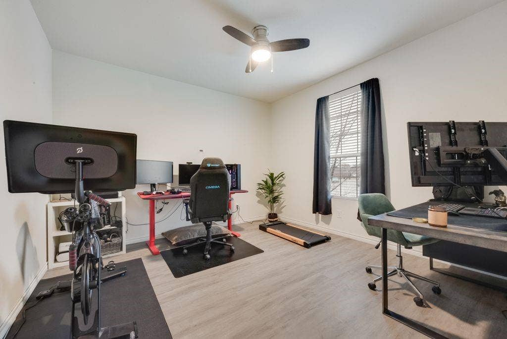 313 Citrus Drive, Fate, TX 75189 Separate Office/Study or flex room.