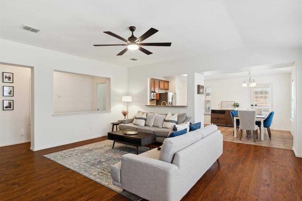 2685 Calmwater Drive, Little Elm, TX 75068