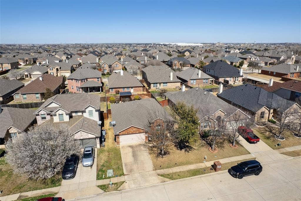 2685 Calmwater Drive, Little Elm, TX 75068