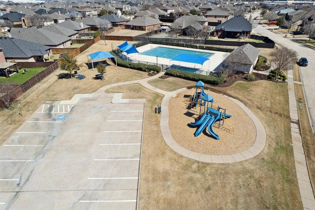 2685 Calmwater Drive, Little Elm, TX 75068