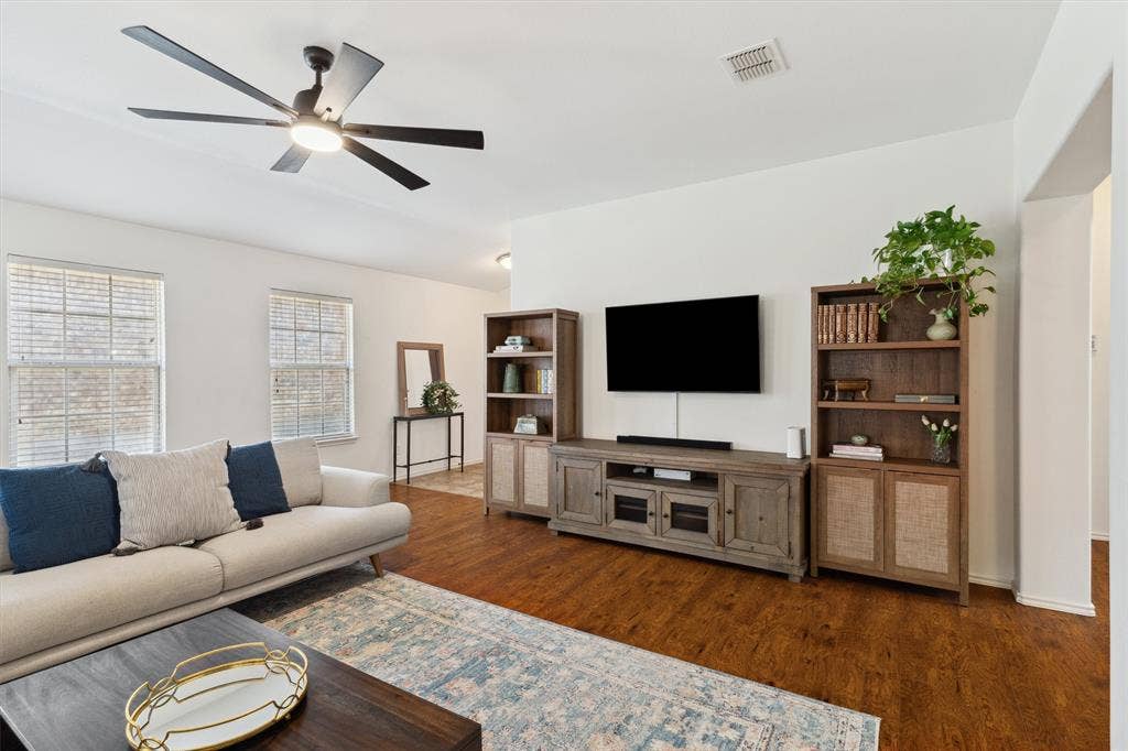 2685 Calmwater Drive, Little Elm, TX 75068