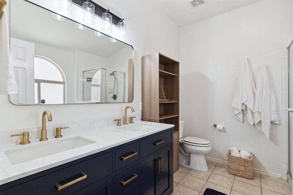 2685 Calmwater Drive, Little Elm, TX 75068