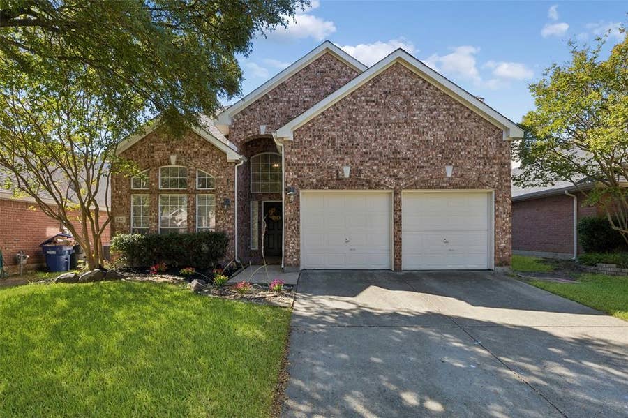 Property photo for 5421 Pebble Court, McKinney, TX