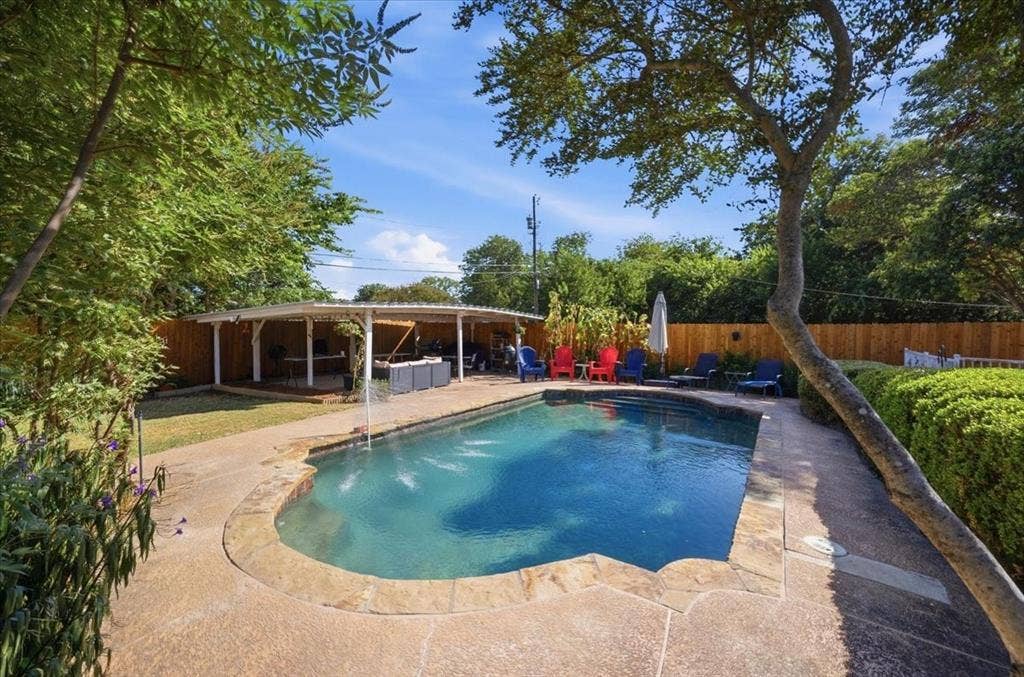 3520 South Drive, Fort Worth, TX 76109 3520 South Drive, Fort Worth, TX 76109