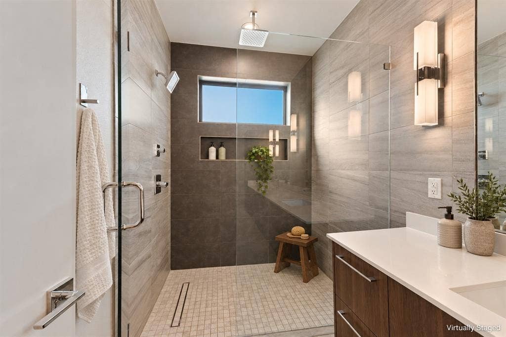 4217 Munger Avenue, Dallas, TX 75204 4217 Munger Avenue, Dallas, TX 75204
