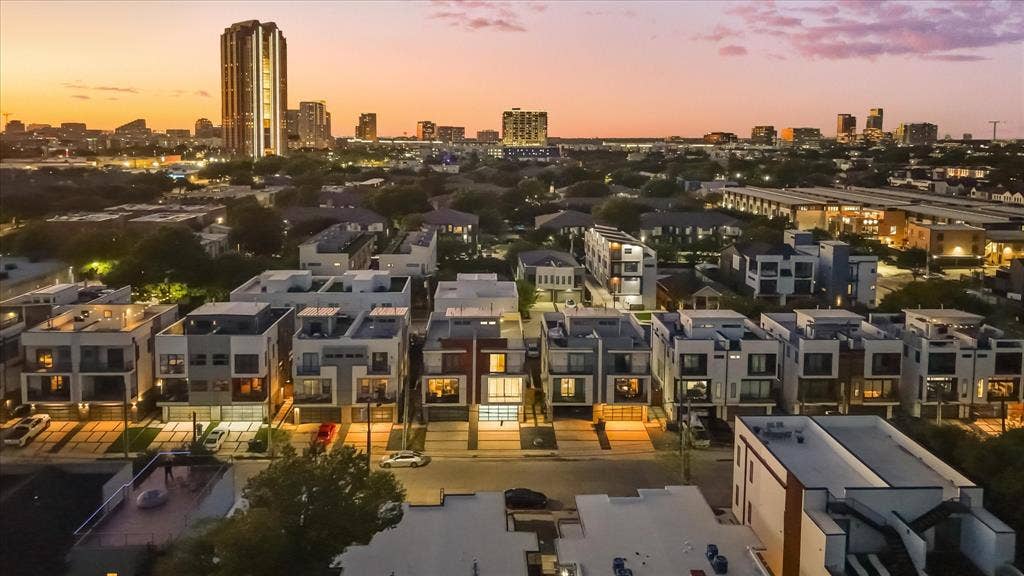 4217 Munger Avenue, Dallas, TX 75204 4217 Munger Avenue, Dallas, TX 75204