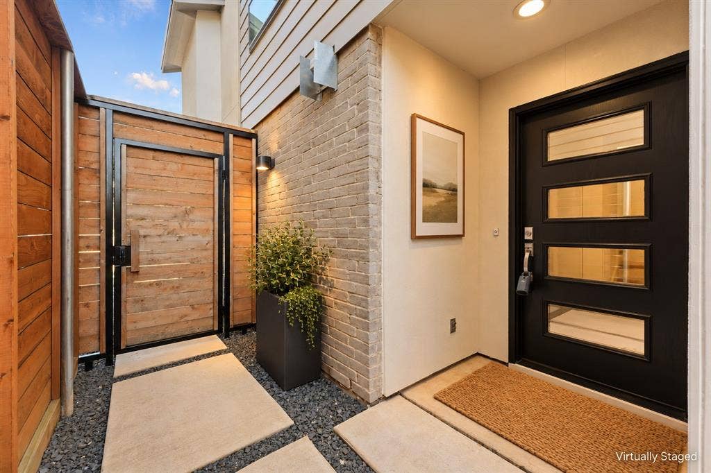 4217 Munger Avenue, Dallas, TX 75204 Secure front entry