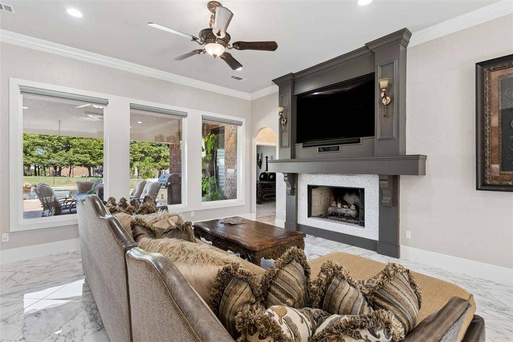 4613 Lake Breeze Drive, McKinney, TX 75071 4613 Lake Breeze Drive, McKinney, TX 75071