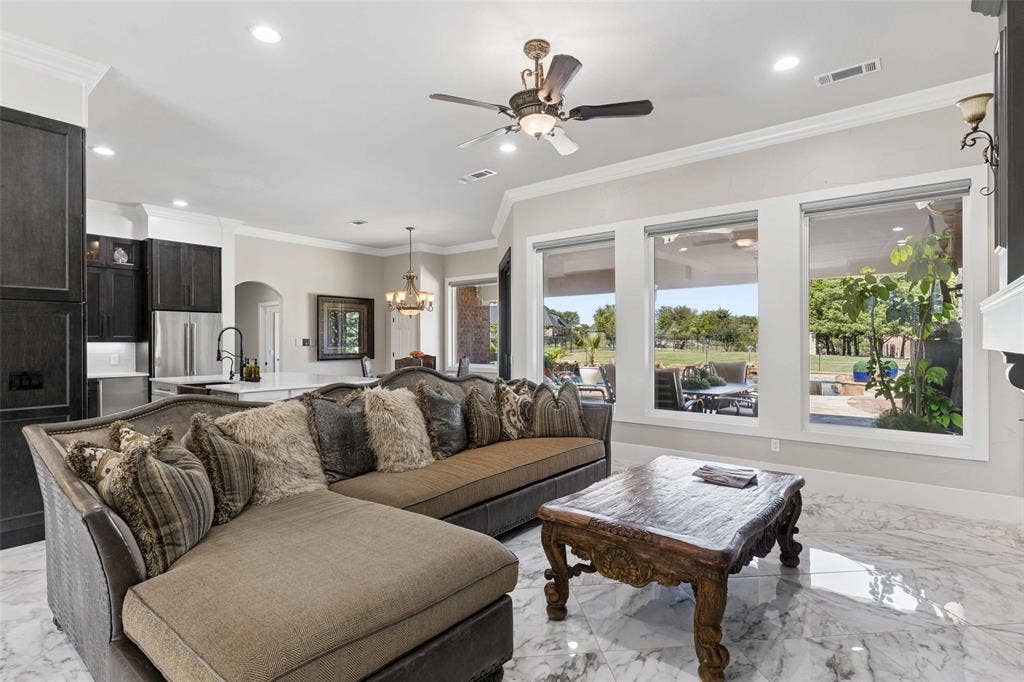 4613 Lake Breeze Drive, McKinney, TX 75071 4613 Lake Breeze Drive, McKinney, TX 75071