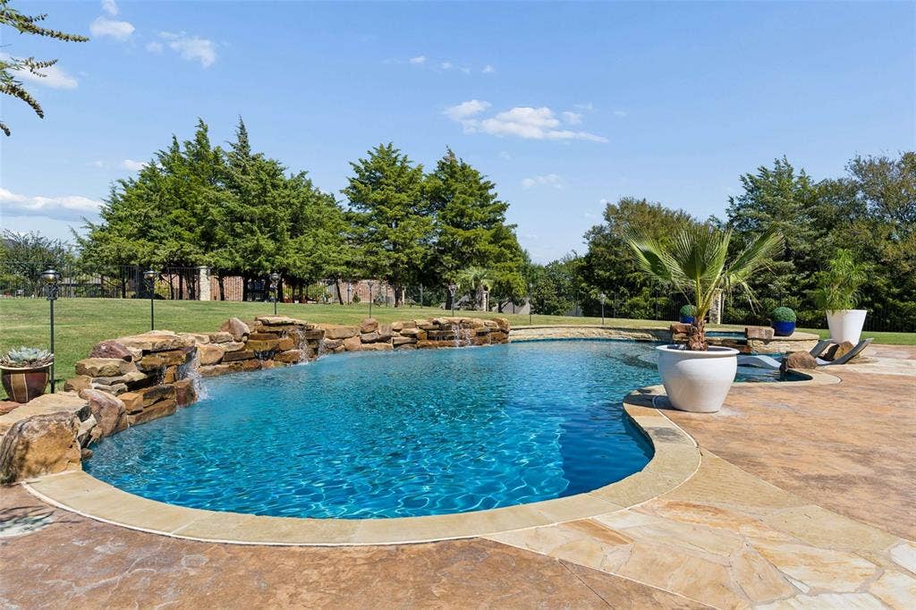 4613 Lake Breeze Drive, McKinney, TX 75071 4613 Lake Breeze Drive, McKinney, TX 75071