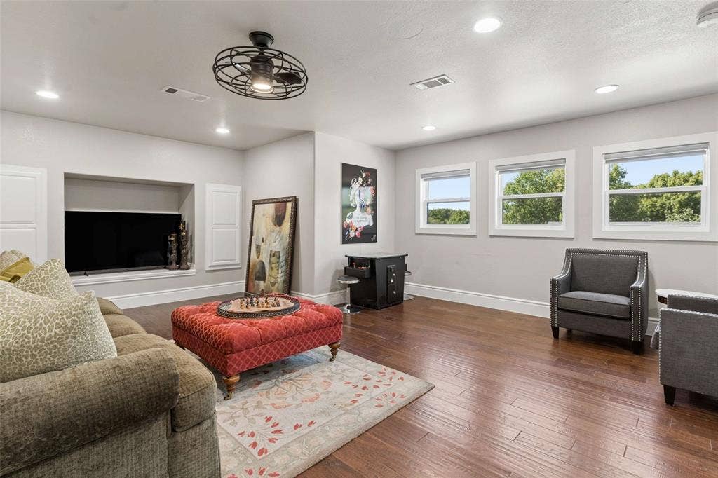 4613 Lake Breeze Drive, McKinney, TX 75071 4613 Lake Breeze Drive, McKinney, TX 75071