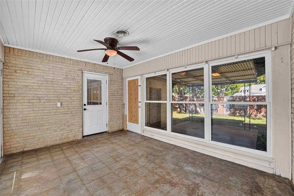 9733 Edgelake Drive, Dallas, TX 75218