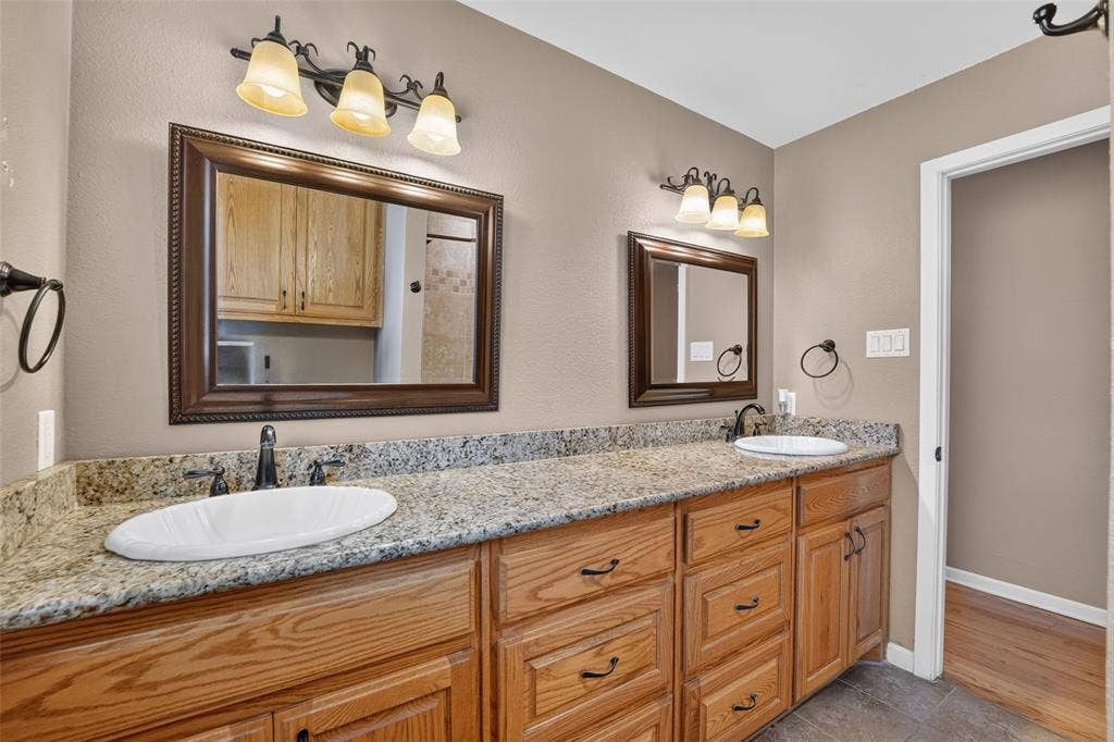 9733 Edgelake Drive, Dallas, TX 75218