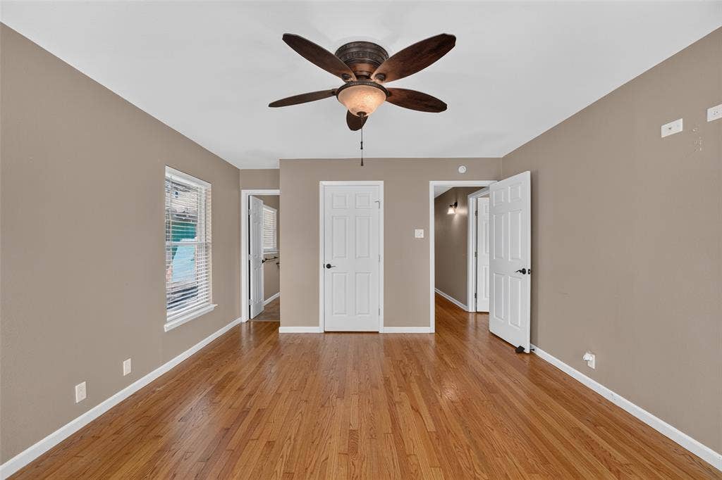 9733 Edgelake Drive, Dallas, TX 75218