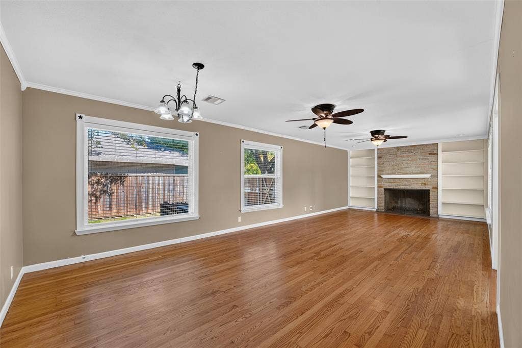 9733 Edgelake Drive, Dallas, TX 75218
