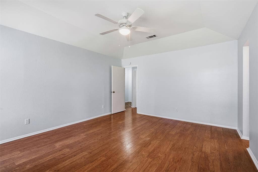 5917 Pleasant Hill Drive, Arlington, TX 76016 5917 Pleasant Hill Drive, Arlington, TX 76016