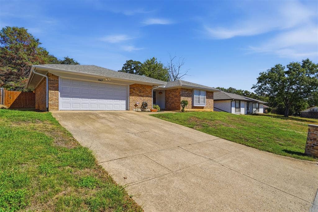 5917 Pleasant Hill Drive, Arlington, TX 76016 5917 Pleasant Hill Drive, Arlington, TX 76016
