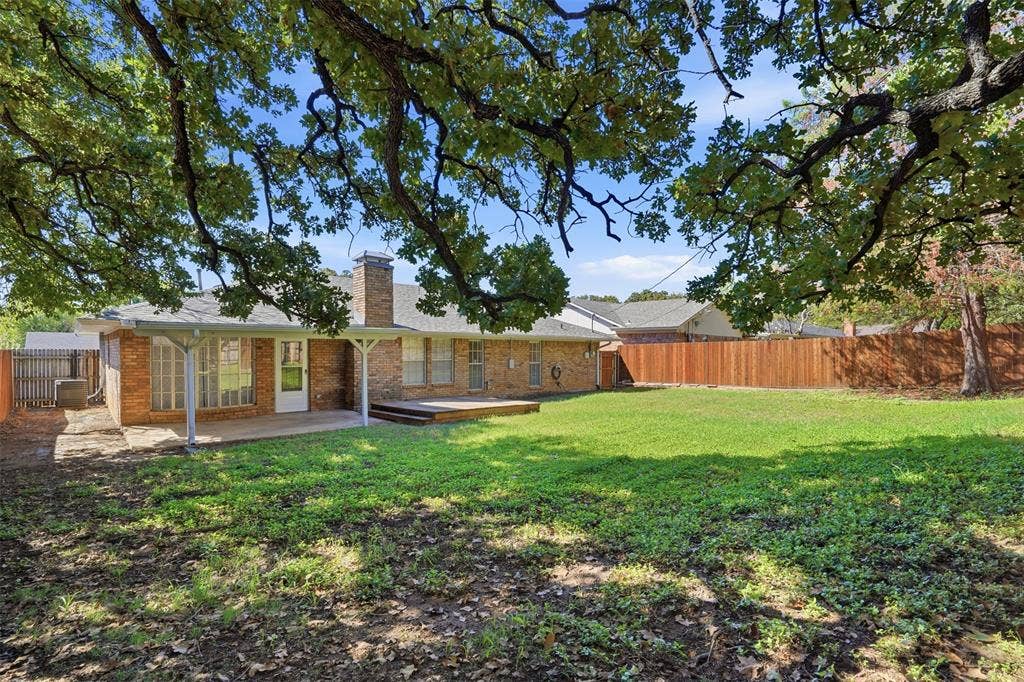 5917 Pleasant Hill Drive, Arlington, TX 76016 5917 Pleasant Hill Drive, Arlington, TX 76016