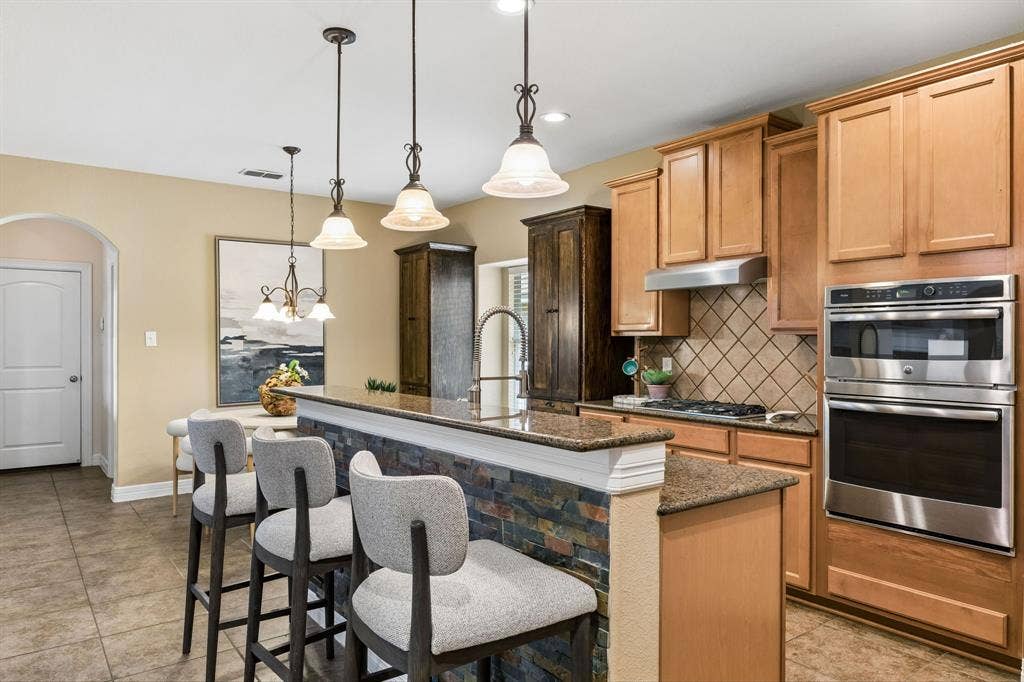 6316 Blackstone Drive, McKinney, TX 75070 6316 Blackstone Drive, McKinney, TX 75070