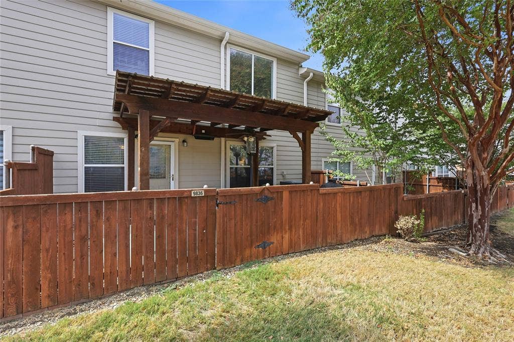 9836 Wilkins Way, Plano, TX 75025 9836 Wilkins Way, Plano, TX 75025