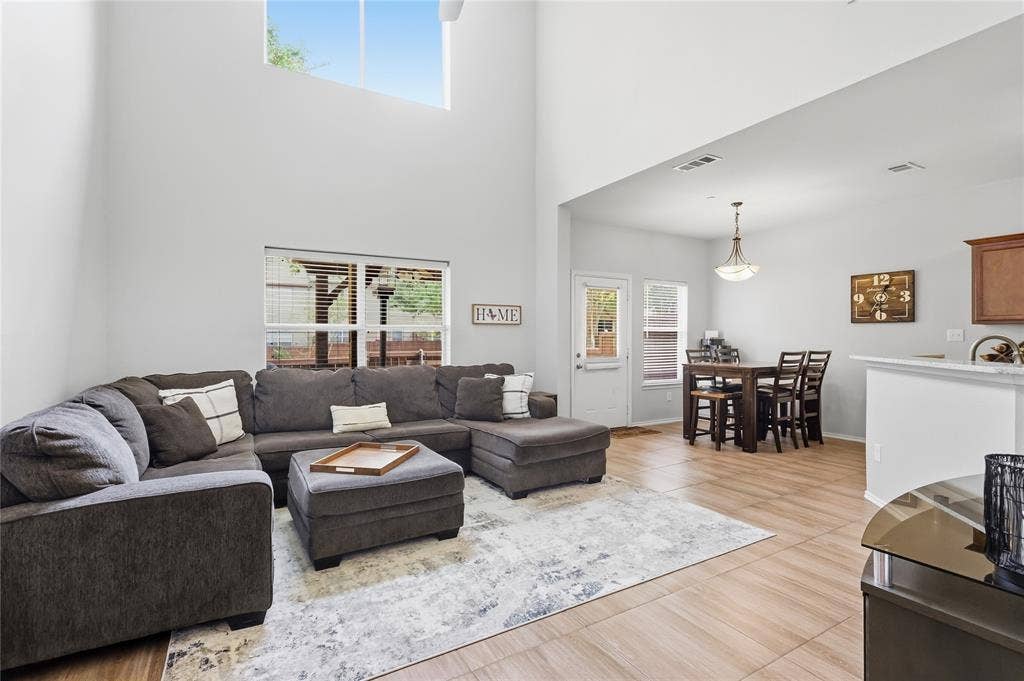 9836 Wilkins Way, Plano, TX 75025 9836 Wilkins Way, Plano, TX 75025