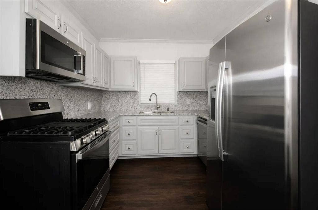 2628 Avenue G, Fort Worth, TX 76105 2628 Avenue G, Fort Worth, TX 76105