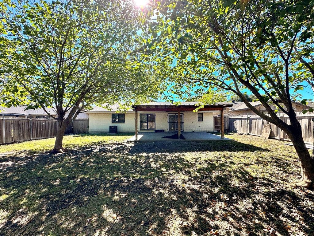1035 Timberview Drive, Hutchins, TX 75141 1035 Timberview Drive, Hutchins, TX 75141
