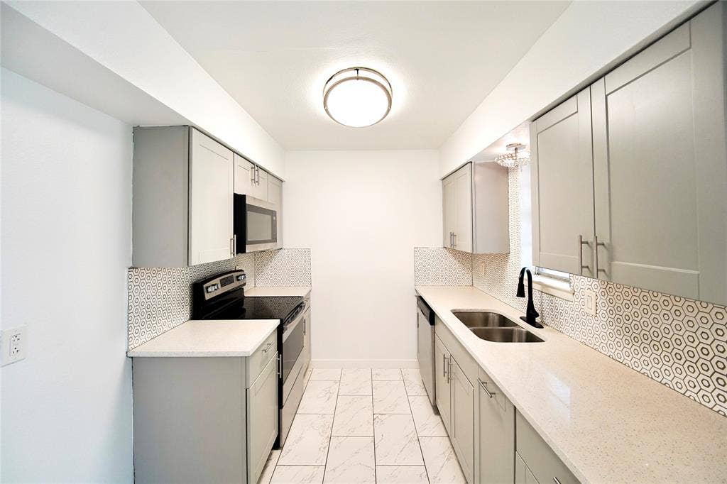 1035 Timberview Drive, Hutchins, TX 75141 1035 Timberview Drive, Hutchins, TX 75141