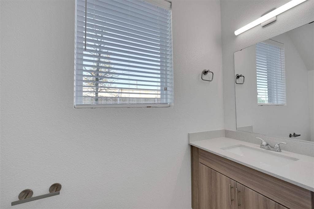 10030 Garland Road, #1401, Dallas, TX 75218 10030 Garland Road, #1401, Dallas, TX 75218