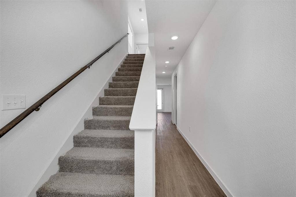 10030 Garland Road, #1401, Dallas, TX 75218 10030 Garland Road, #1401, Dallas, TX 75218