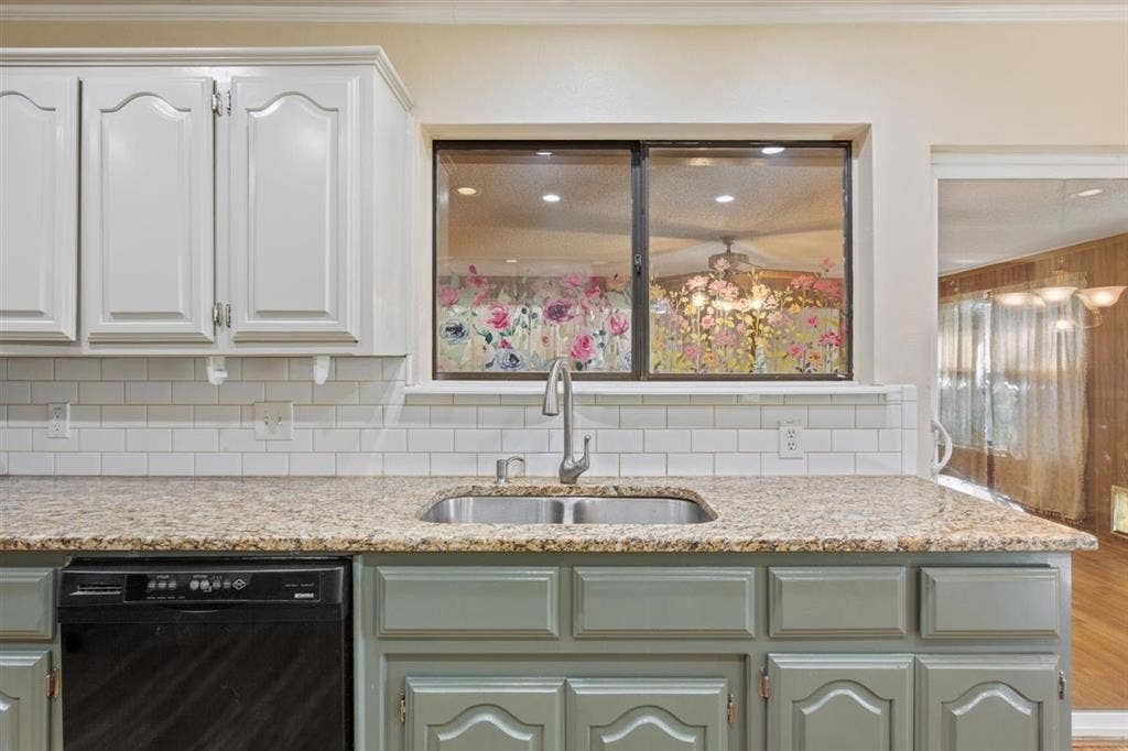 231 Del Rio Drive, Hewitt, TX 76643 231 Del Rio Drive, Hewitt, TX 76643