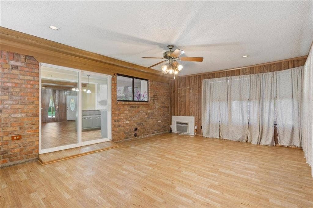 231 Del Rio Drive, Hewitt, TX 76643 231 Del Rio Drive, Hewitt, TX 76643