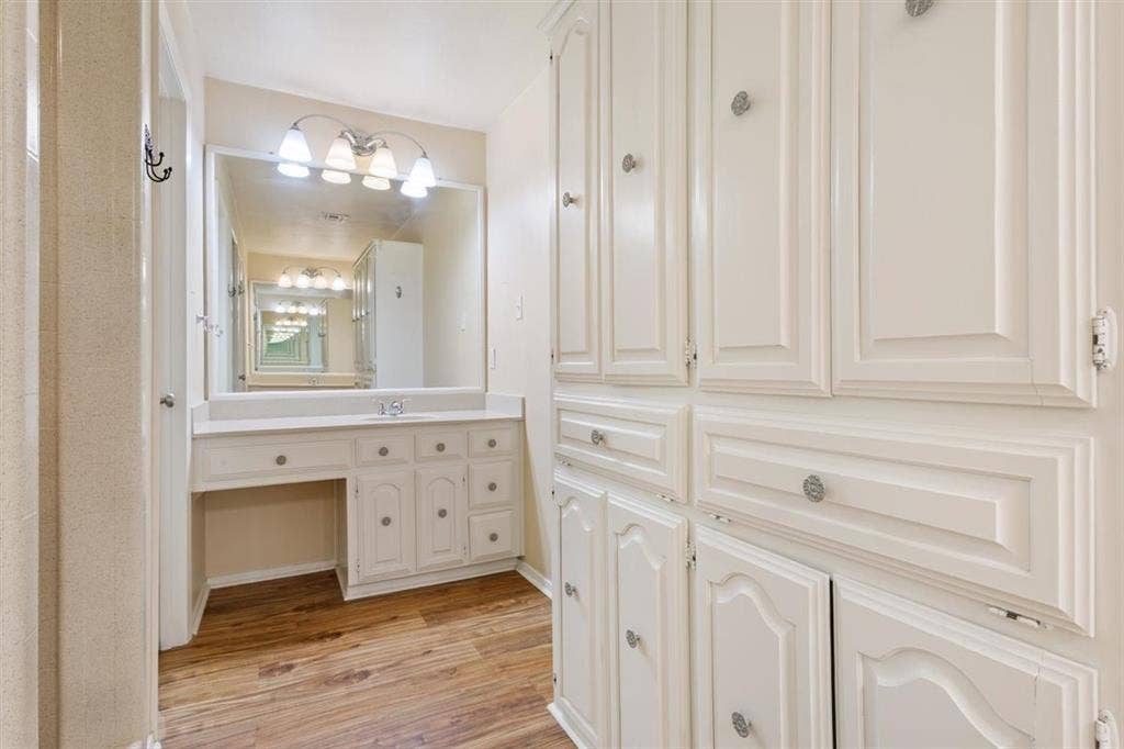 231 Del Rio Drive, Hewitt, TX 76643 231 Del Rio Drive, Hewitt, TX 76643