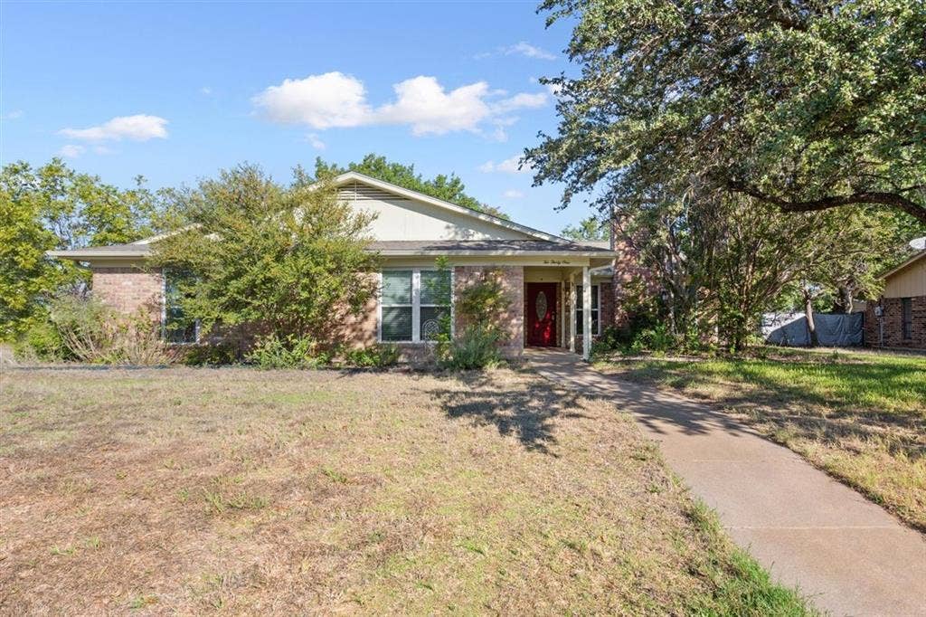 231 Del Rio Drive, Hewitt, TX 76643 231 Del Rio Drive, Hewitt, TX 76643