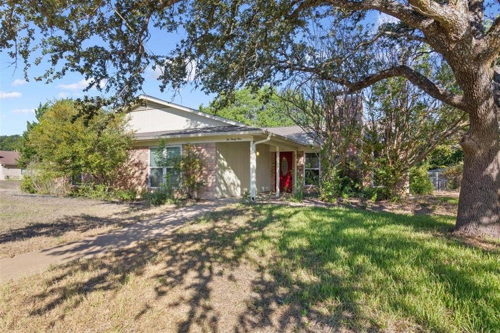 231 Del Rio Drive, Hewitt, TX 76643 231 Del Rio Drive, Hewitt, TX 76643