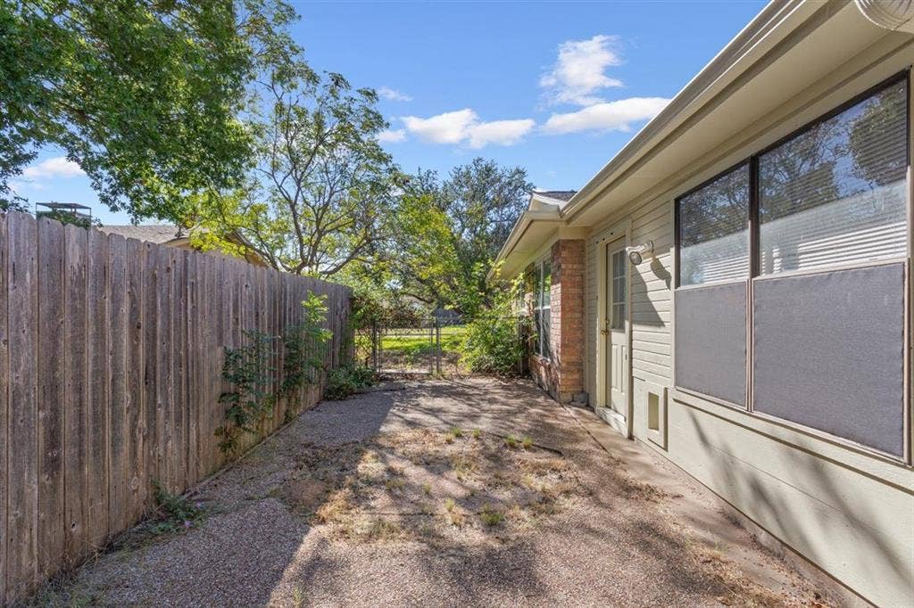 231 Del Rio Drive, Hewitt, TX 76643 231 Del Rio Drive, Hewitt, TX 76643