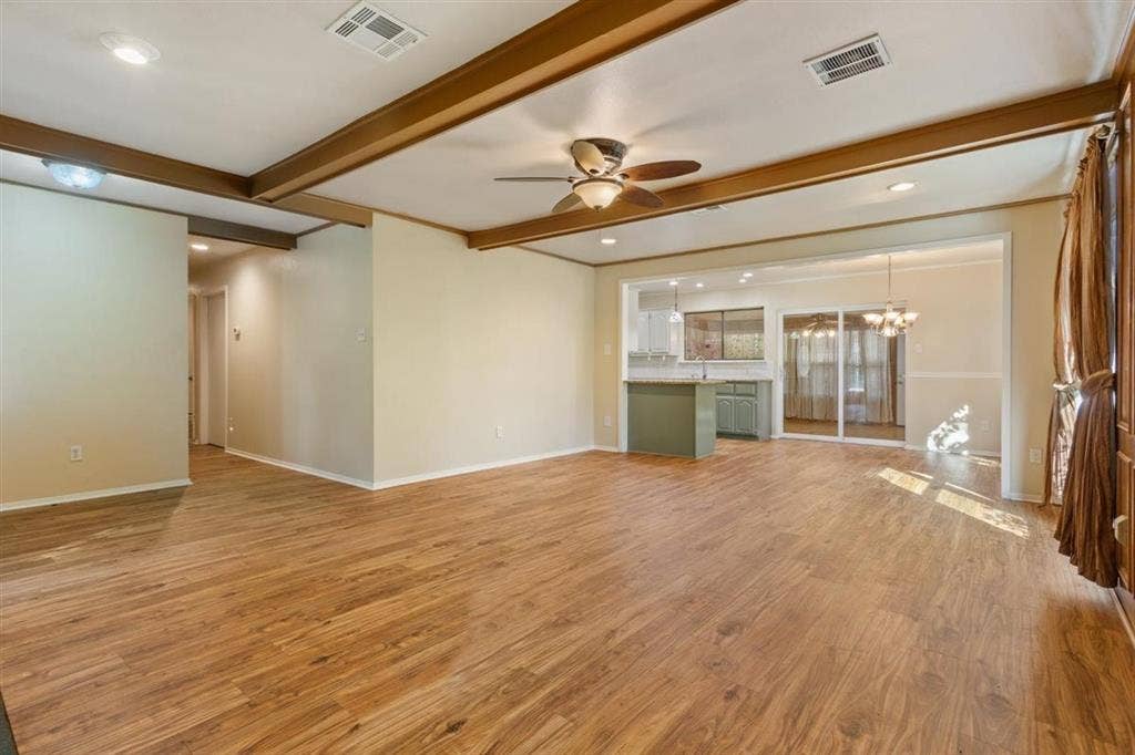 231 Del Rio Drive, Hewitt, TX 76643 231 Del Rio Drive, Hewitt, TX 76643