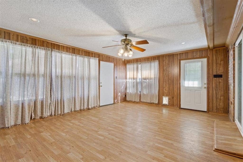 231 Del Rio Drive, Hewitt, TX 76643 231 Del Rio Drive, Hewitt, TX 76643