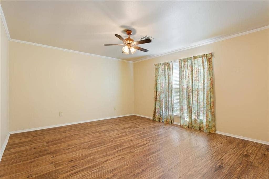 231 Del Rio Drive, Hewitt, TX 76643 231 Del Rio Drive, Hewitt, TX 76643