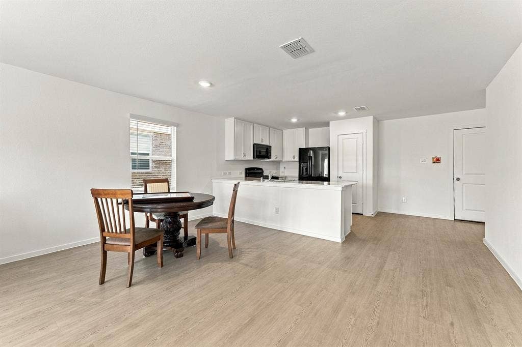 1948 Kiwi Drive, Royse City, TX 75189 1948 Kiwi Drive, Royse City, TX 75189
