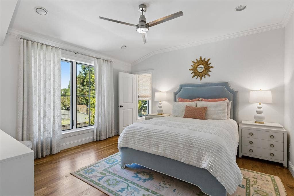 560 Northlake Drive, Dallas, TX 75218 560 Northlake Drive, Dallas, TX 75218