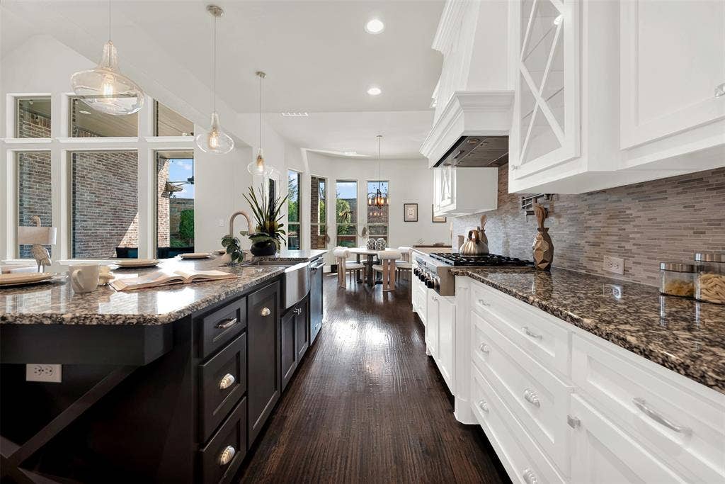 6174 Forefront Avenue, Frisco, TX 75036